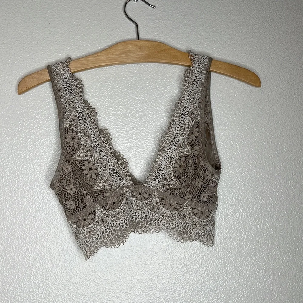 Victoria’s Secret Lace Bralette XS - Picture 6 of 6